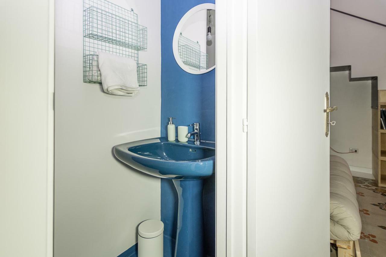 Boat Design Studio Apartment Molfetta Bagian luar foto